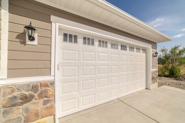 Cost of Garage Siding Repair in Arlington Heights