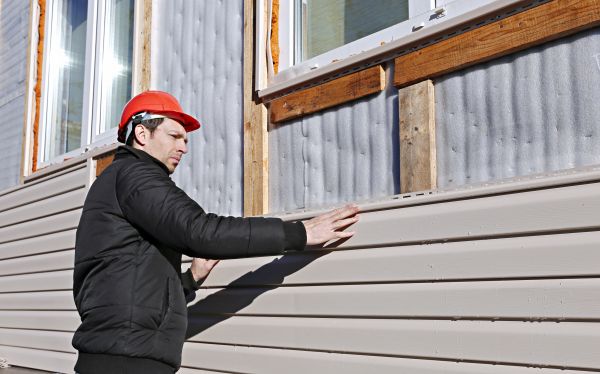 Cost of Vinyl Cladding Repair in Arlington Heights