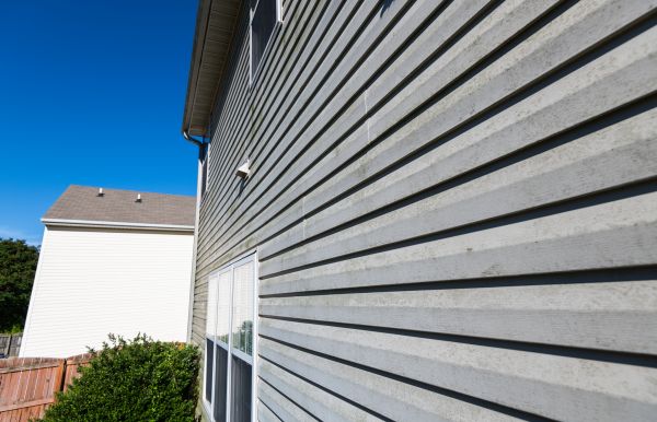 Cost of Vinyl Siding Panel Replacement in Arlington Heights